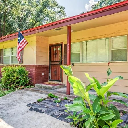 Mins To Graceland & Airport- Whitehaven Hideaway Villa Memphis Exterior photo